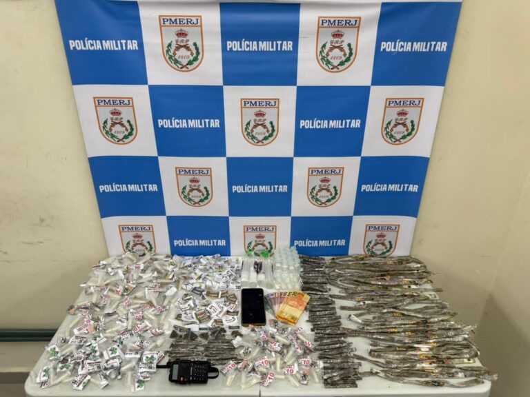Adolescente apreendido por suspeita de associação ao tráfico de drogas