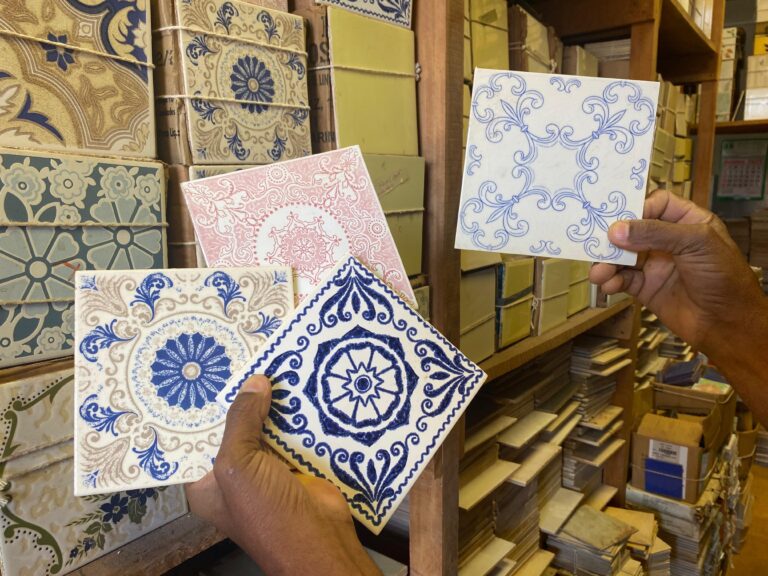 Como azulejos antigos ganham nova vida e mercado no interior de SP