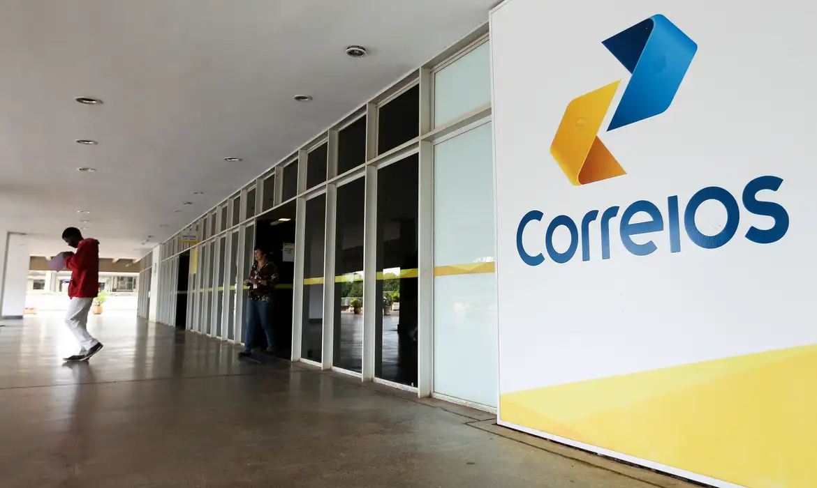 Correios Buscam Salvação em Empréstimo de R$ 20 Bilhões Enquanto Acumulam Prejuízos