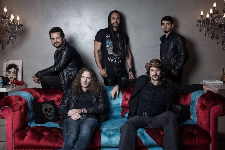 Fabio Lione deixa a banda Angra após 13 anos de carreira