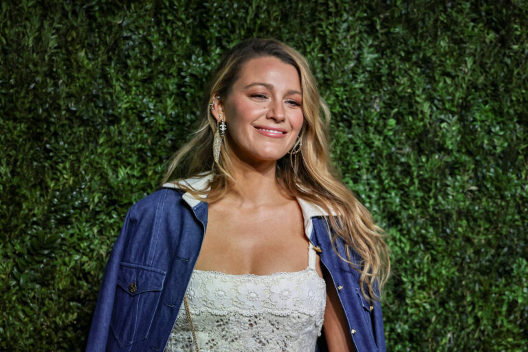 Blake Lively enfrenta revés judicial em caso de difamação