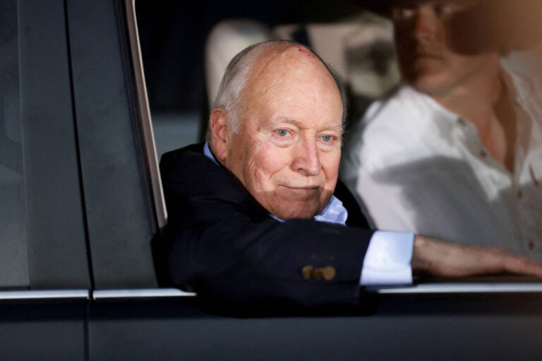 Dick Cheney, ex-vice-presidente de Bush, morre aos 84 anos