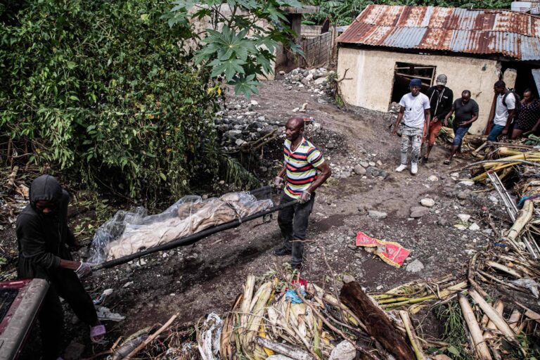 Furacão Melissa deixa 43 mortos no Haiti
