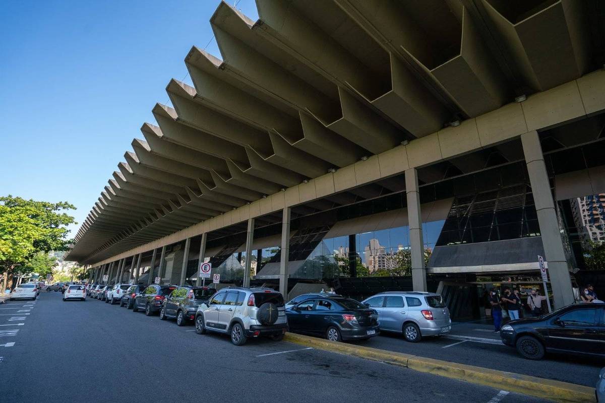 Florianópolis não quer ser depósito de população de rua