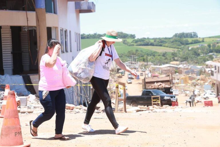 Laudo preliminar aponta que 40% dos imóveis em PR precisam ser reconstruídos após tornado