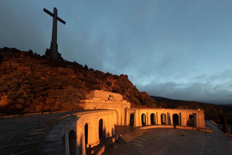 Mausoléu do ditador espanhol passa por remodelação para reflexão histórica