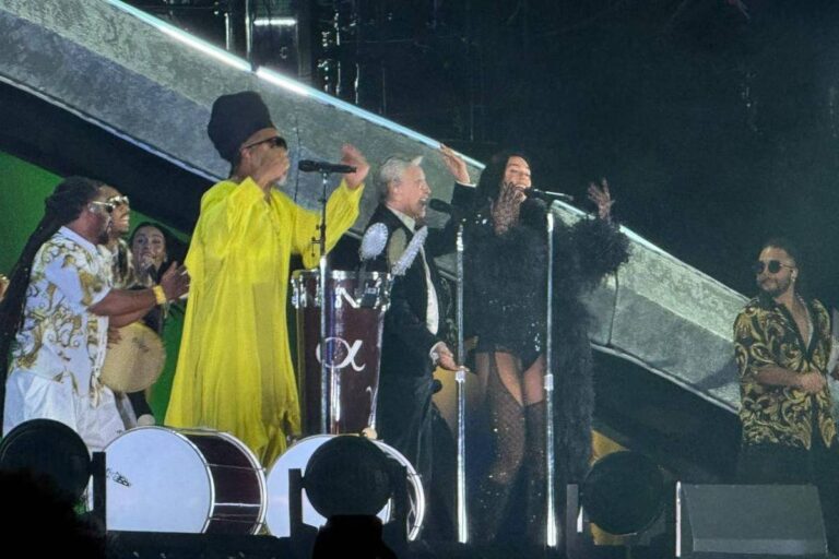 Dua Lipa encanta público ao samba com Caetano Veloso e Carlinhos Brown