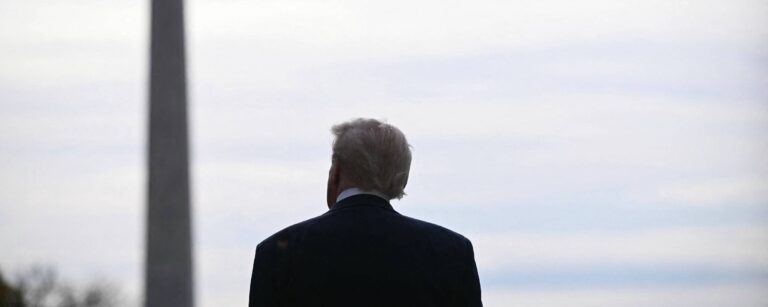 Trump sanciona lei e libera arquivos do caso Epstein após pressão