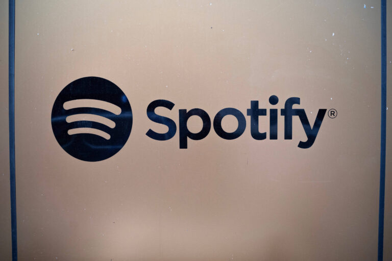Spotify introduz recursos para enriquecer créditos de canções