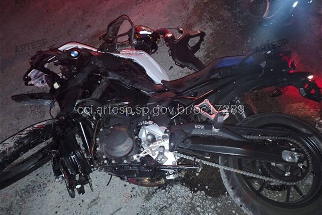 Três mortos em acidente entre carro e moto na rodovia SP-79 em Votorantim