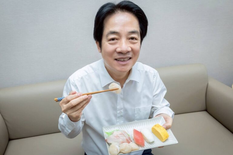 Lai Ching-te expressa apoio ao Japão com sushi em meio a tensões com a China