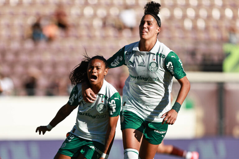 Palmeiras conquista Copa do Brasil feminina ao vencer a Ferroviária por 4 a 2