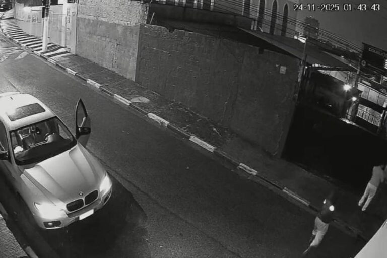 Latrocínio em Osasco: homem é morto durante assalto sob caminhão