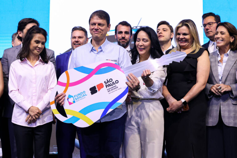 Tarcísio defende Bolsonaro e reafirma foco na reeleição em 2026