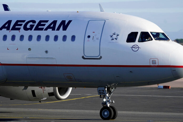 Latam firma parceria com a AEGEAN Airlines e expande suas rotas