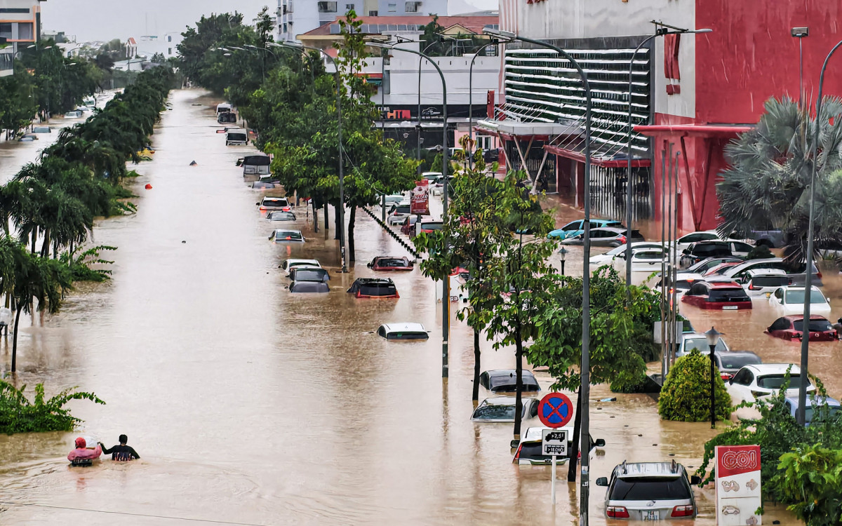 Tempestades Devastam o Vietnã: Inundações e Deslizamentos Causam Tragédia e Isolamento