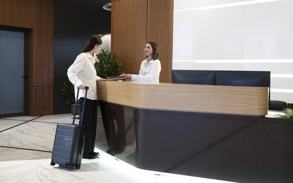 Hilton Barra e Parceiros Lançam Curso Gratuito de Hotelaria para Jovens em Vulnerabilidade Social