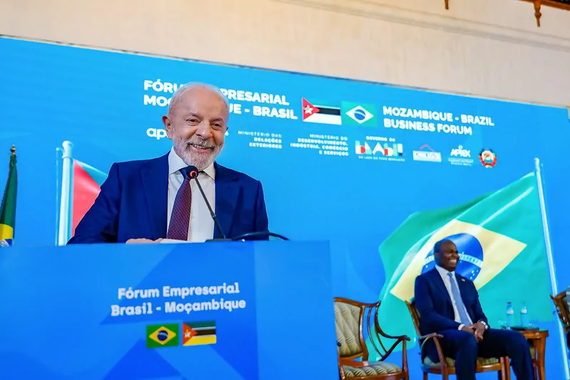 Em Moçambique, Lula Exalta Biodiesel da Petrobras e Sugere Parceria em Gás Natural