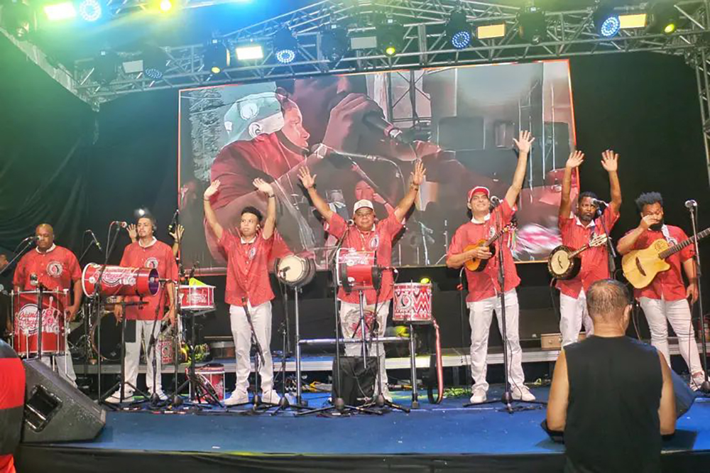 Cacique de Ramos e Talentos Locais Celebram 39 Anos da UNA em Festival Vibrante no Amapá