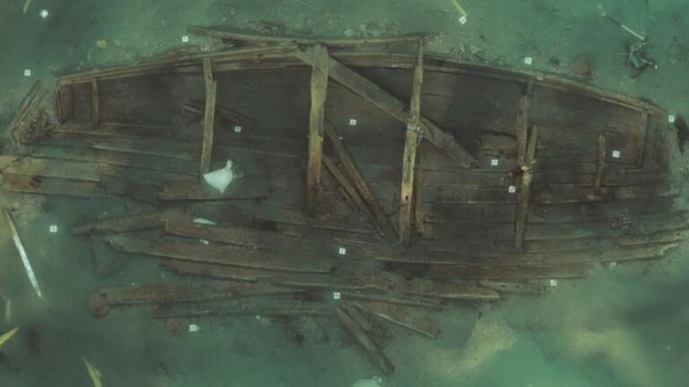 Coreia do Sul resgata navio de 600 anos com carga preservada