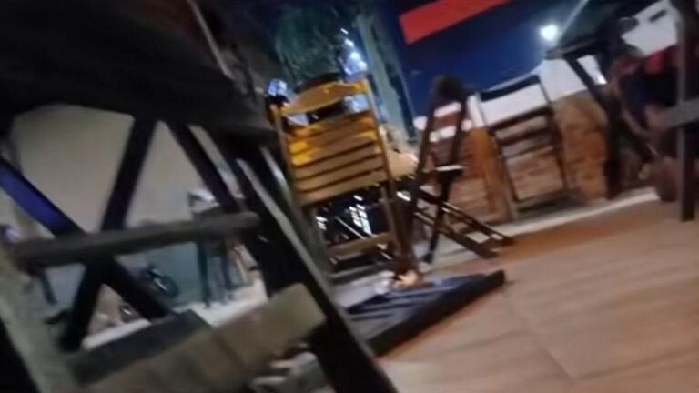 Três mortos em ataque a tiros em bar de Nova Iguaçu