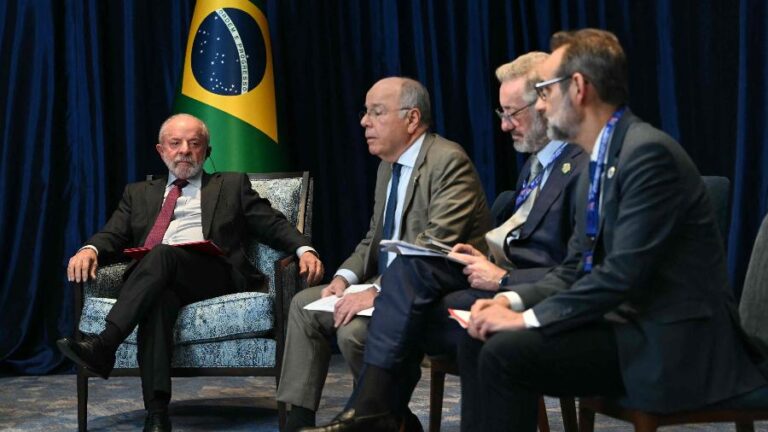 Empresários celebram decisão de Trump sobre tarifas comerciais