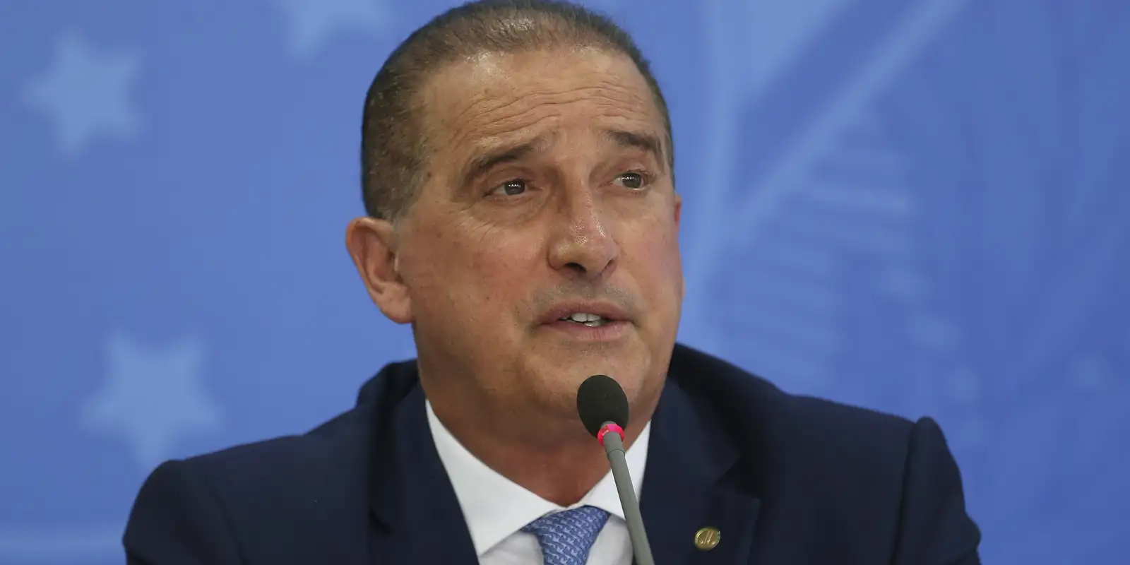 Ex-Ministro de Bolsonaro Admite Problemas Recorrentes em Descontos do INSS em Depoimento à CPMI