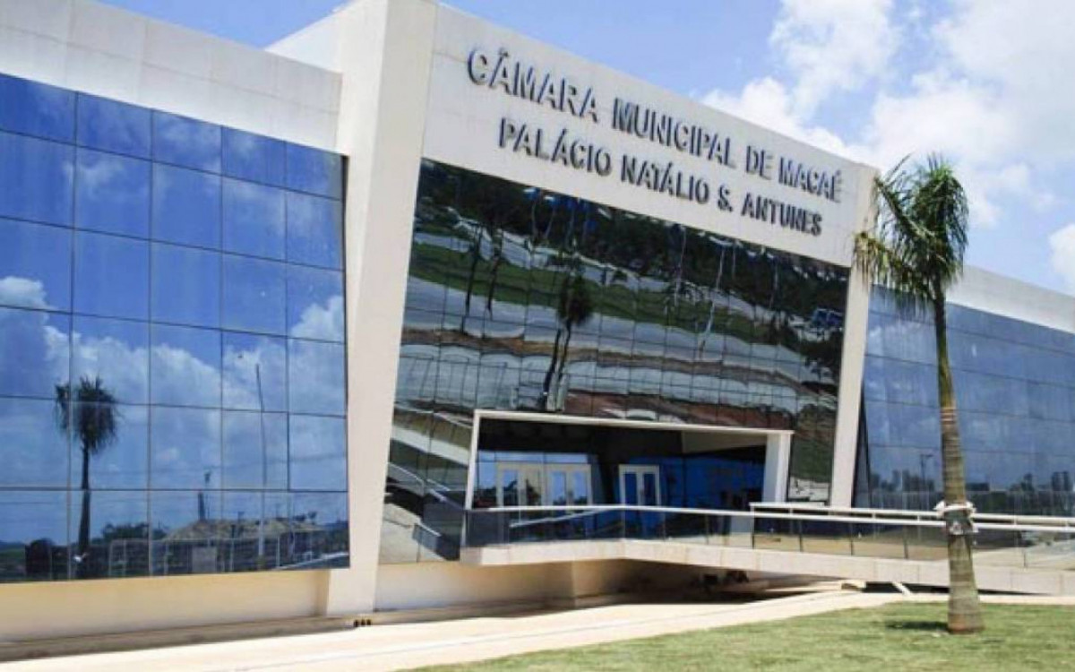 Macaé: Câmara Municipal aprova aumento de vereadores em meio a questionamentos sobre transparência