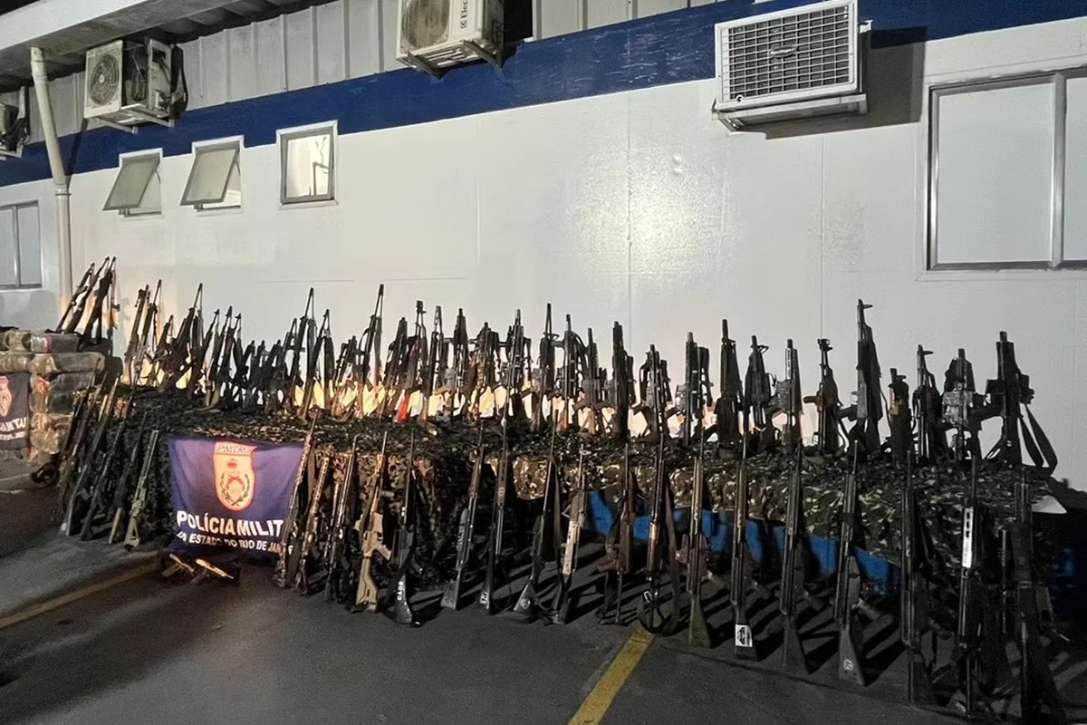 Fuzil do CV liga bicheiros a crime em operação policial