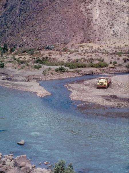 Deslizamento de terra no Peru causa mortes e desaparecidos