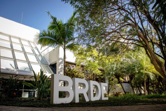 BRDE amplia crédito para pequenos negócios e produtores rurais em 2025