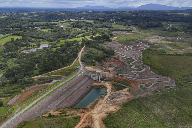 Sanepar avança com enchimento do Reservatório Miringuava para ampliar abastecimento
