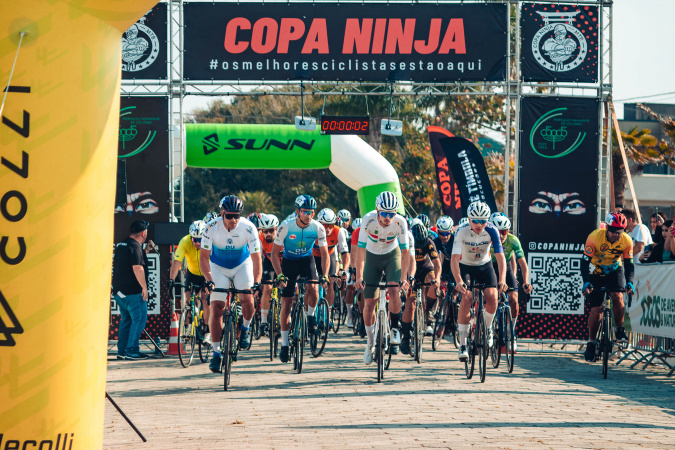 Paranaguá sedia copa ninja de mountain bike e corrida noturna no verão maior paraná