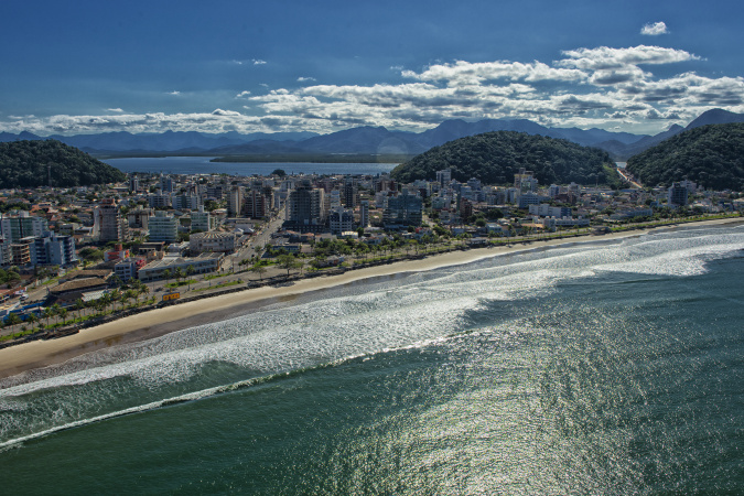 Litoral do Paraná registra salto de 246% em investimentos em 2025