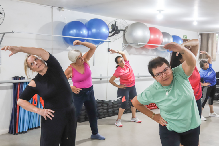 Alunos retomam atividades esportivas com energia renovada em Curitiba