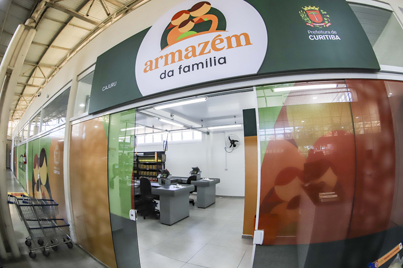 Armazéns da Família retomam atividades com ofertas especiais na Semana da Economia