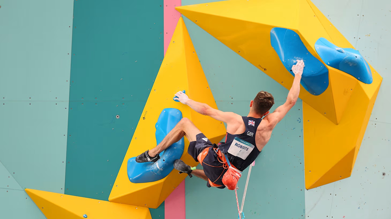 Seleção brasileira de escalada intensifica treinos no Parque Olímpico do Cajuru