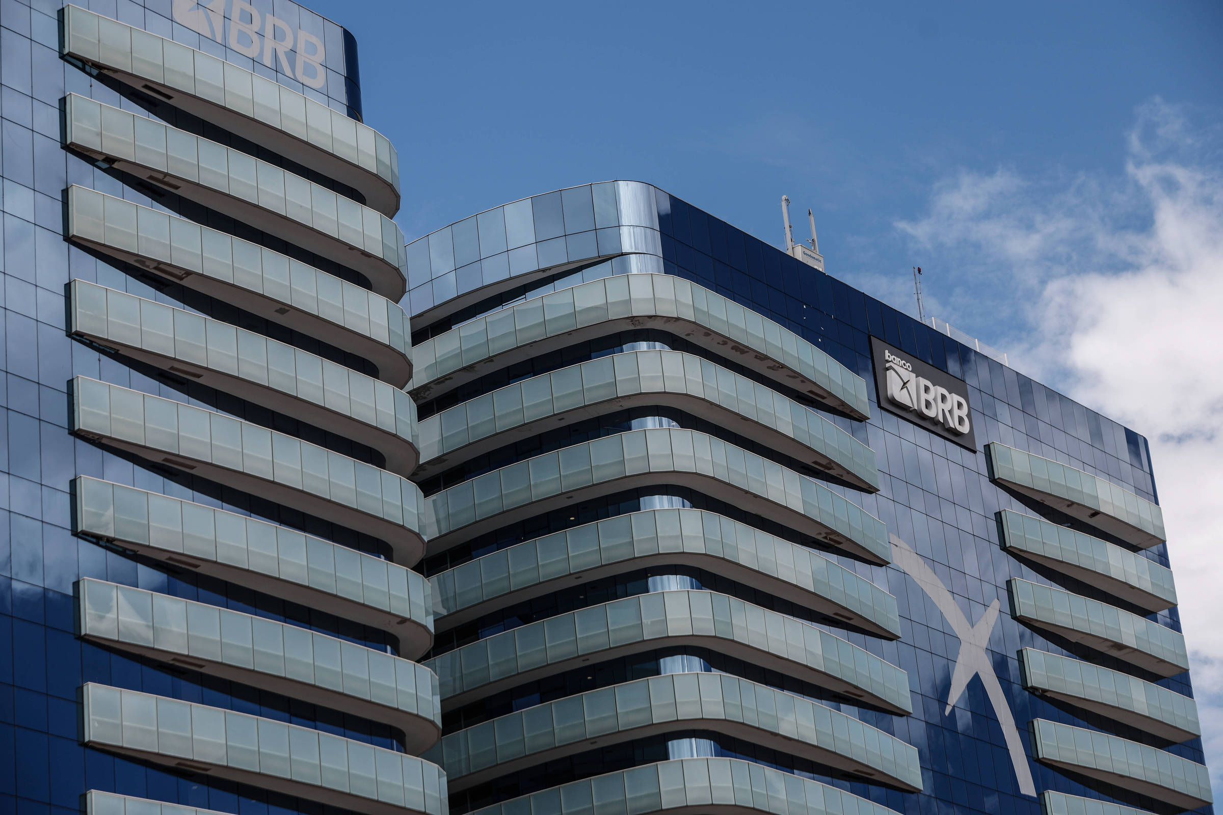 Tesouro autoriza BRB a vender carteiras com garantia da União para aumentar liquidez