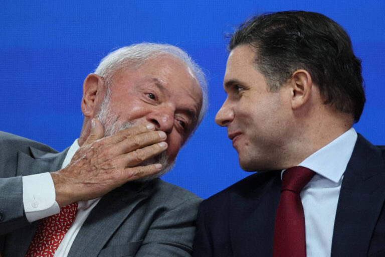 Motta reforça aliança com Lula em jantar que antecipa estratégias eleitorais
