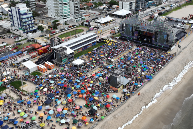 Verão maior paraná atrai 38 mil pessoas com padre reginaldo manzotti