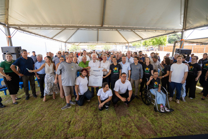 Governo do Paraná entrega nova sede da APAE de Douradina para inclusão educacional