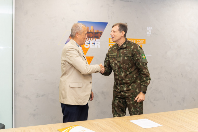 Copel e exército firmam acordo para economizar energia em organizações militares