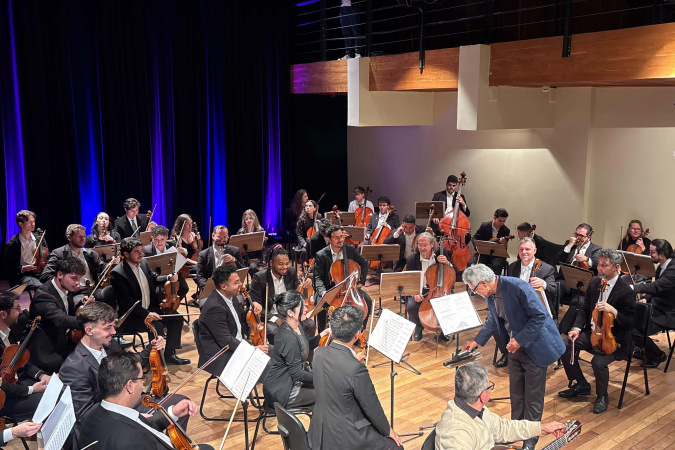 Orquestra Cordas do Iguaçu celebra 15 anos com show clássicos do cinema no Guairão