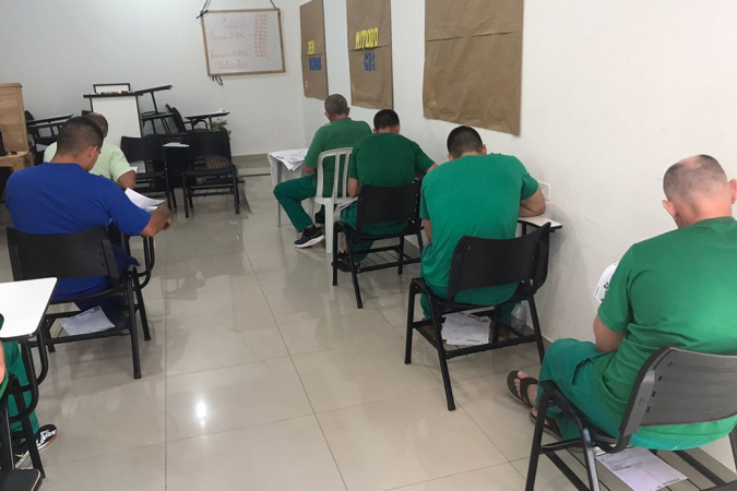 educação básica avança para 20 mil pessoas privadas de liberdade no Paraná em 2025