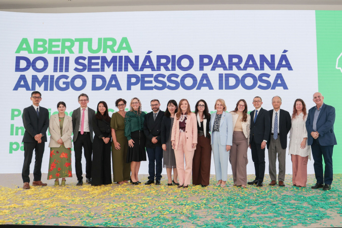 Programa Paraná Amigo da Pessoa Idosa fortalece políticas do cuidado