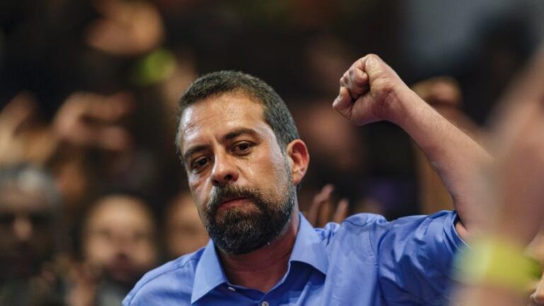 Federação com PT provoca divisão e afasta grupo de Guilherme Boulos no PSOL
