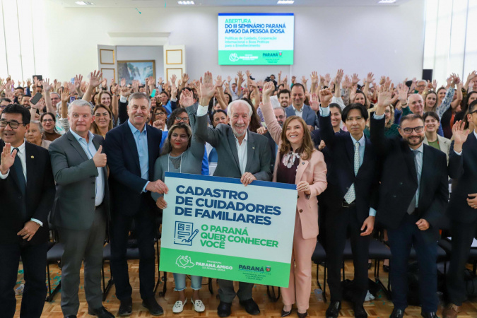 Paraná impulsiona cadastro do cuidador para fortalecer políticas a idosos